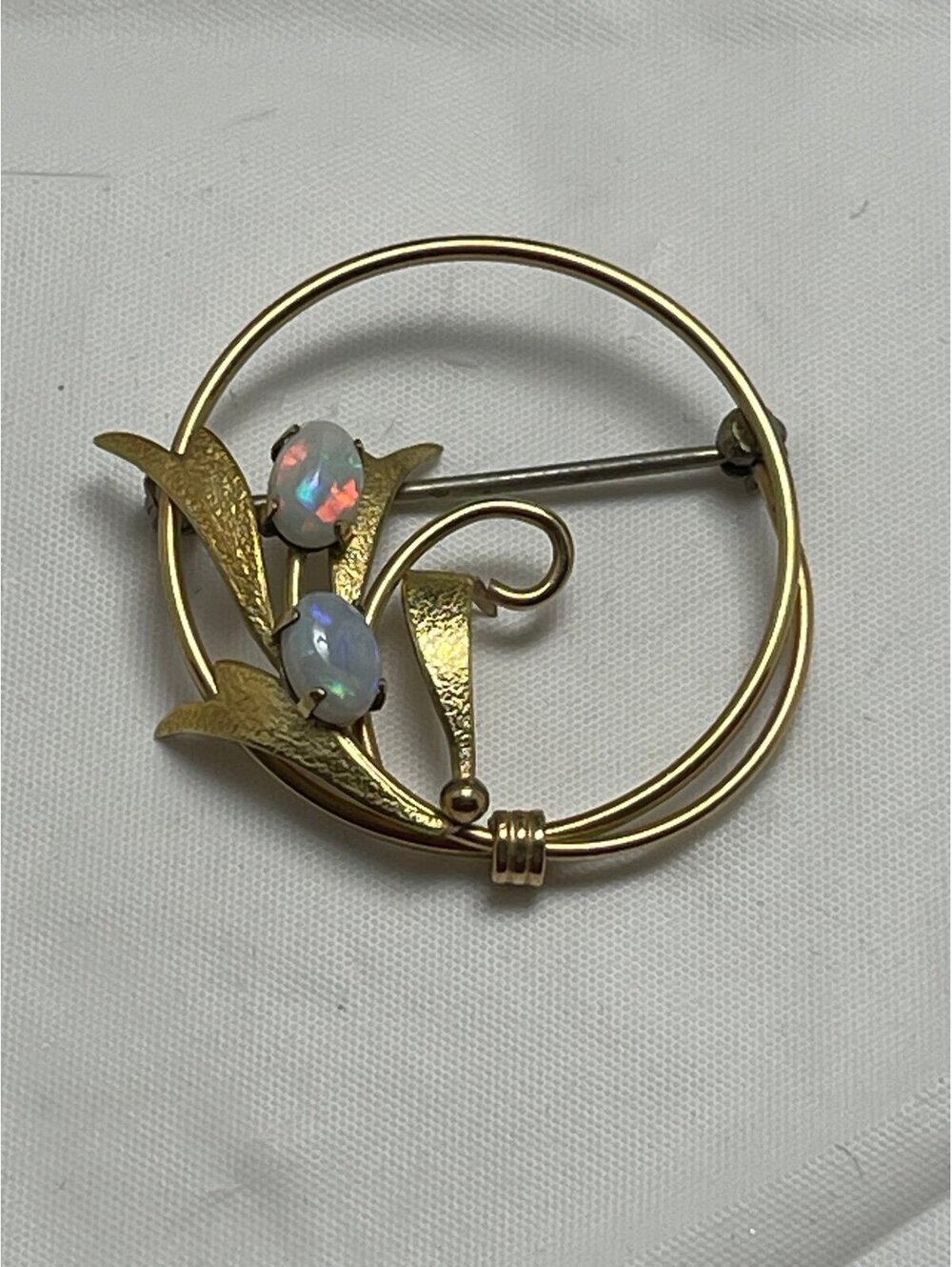 Vintage Krementz Opal Flower 14K Gold Overlay Brooch